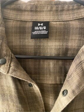 Under Armour Men’s Olive/Tan Plaid Shirt Jacket